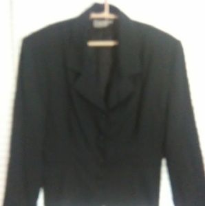 Women's tailored suit jacket